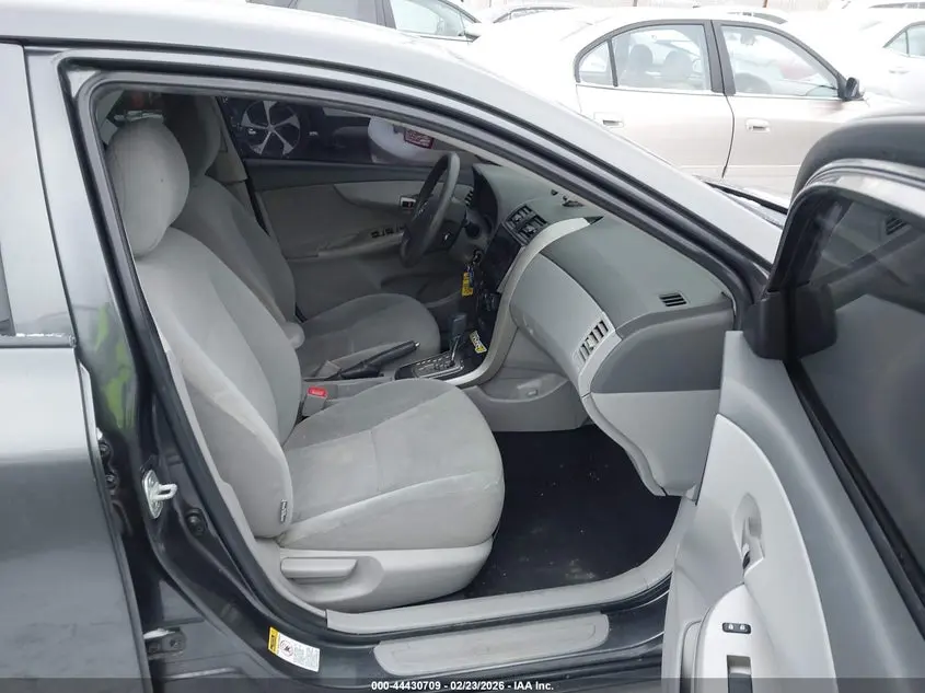 2010 TOYOTA COROLLA LE