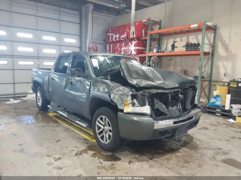 2011 CHEVROLET SILVERADO 1500 LS