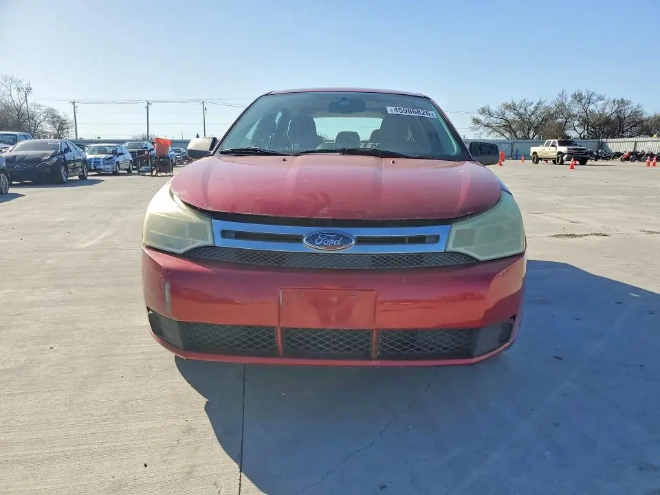 2010 FORD FOCUS SE  