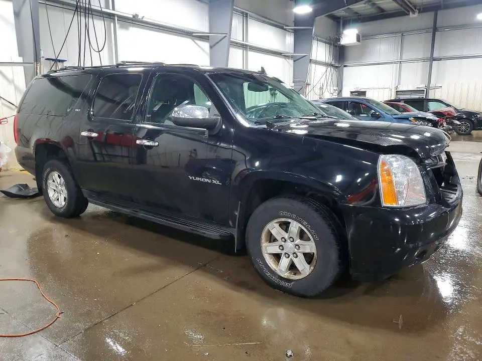 2014 GMC YUKON XL K1500 SLT  