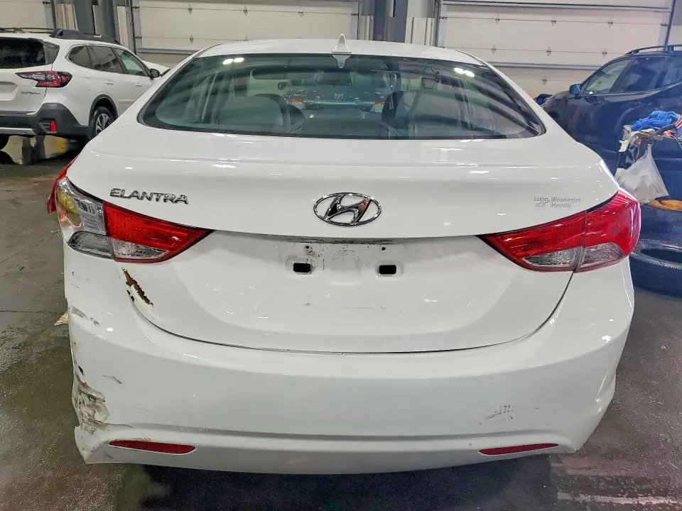 2013 HYUNDAI ELANTRA GLS  