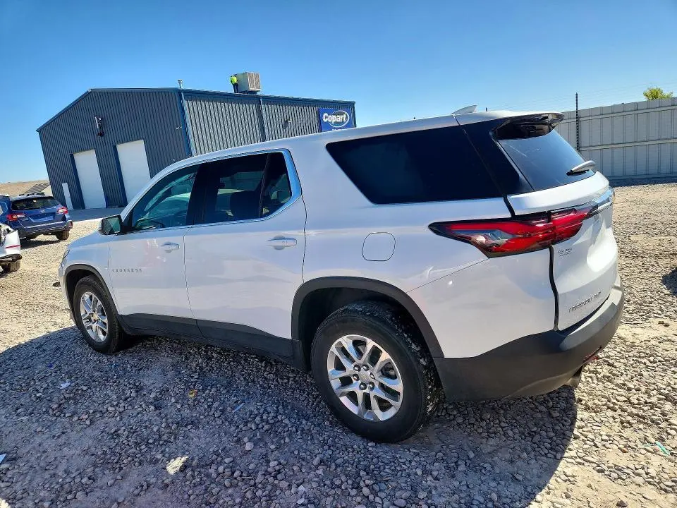 2023 CHEVROLET TRAVERSE LS  