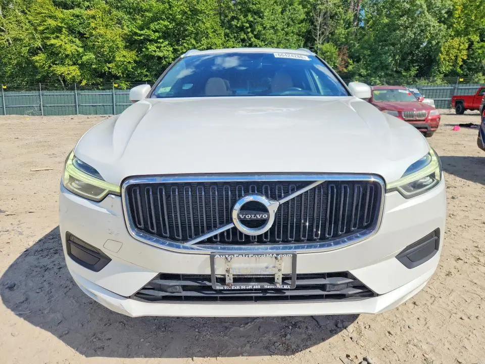 2018 VOLVO XC60 T5 MOMENTUM  