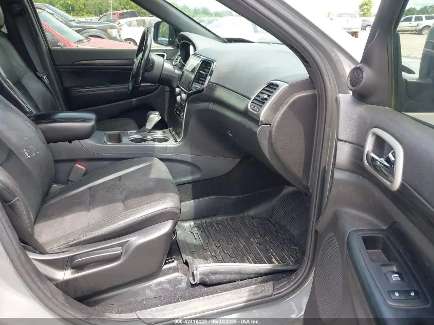 2019 JEEP GRAND CHEROKEE ALTITUDE 4X2