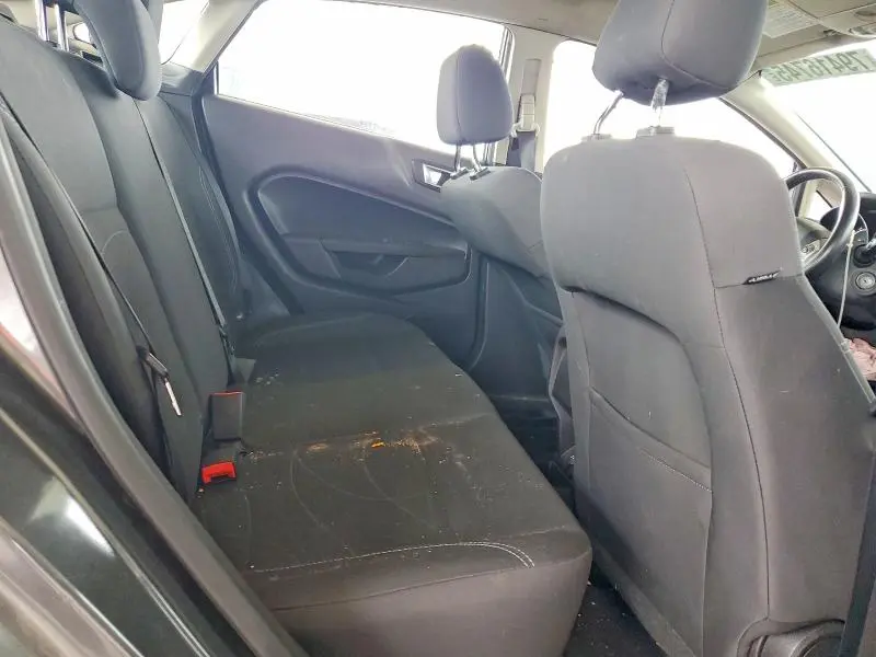 2016 FORD FIESTA SE  