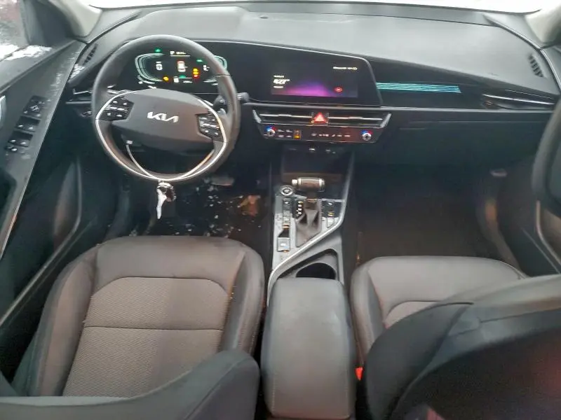 2024 KIA NIRO EX  