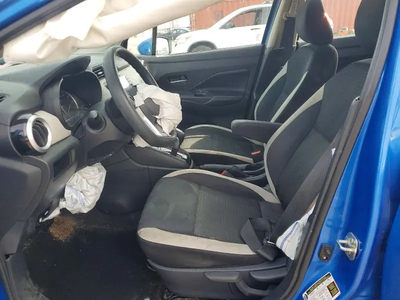 2020 NISSAN VERSA SV  