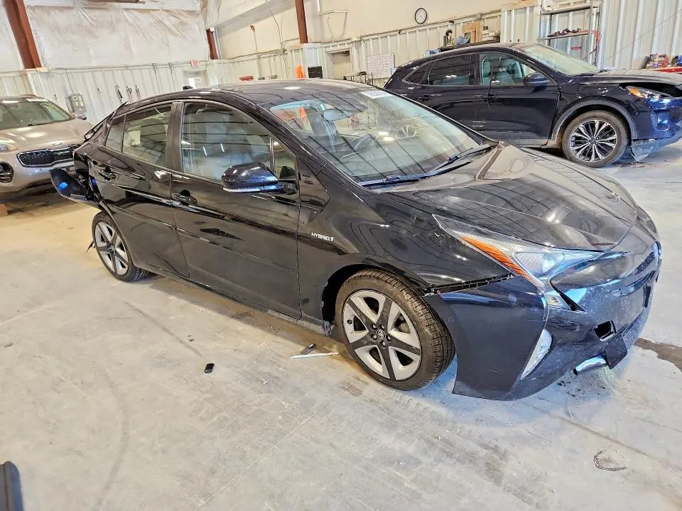 2018 TOYOTA PRIUS FOUR TOURING  