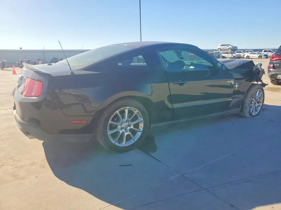 2010 FORD MUSTANG   