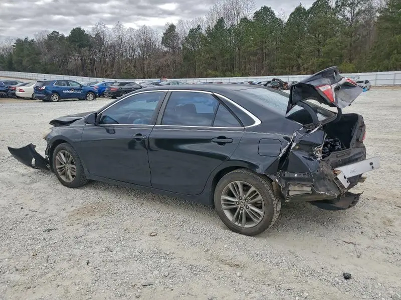 2015 TOYOTA CAMRY LE  
