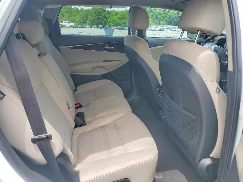 2018 KIA SORENTO LX  