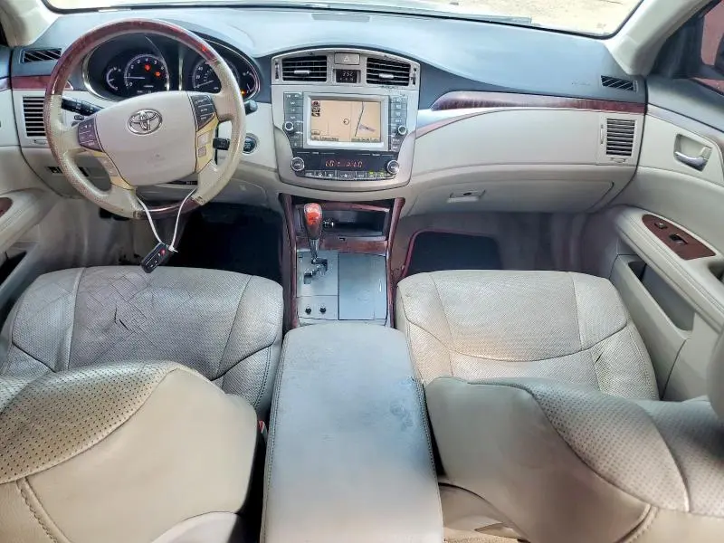 2011 TOYOTA AVALON LIMITED  