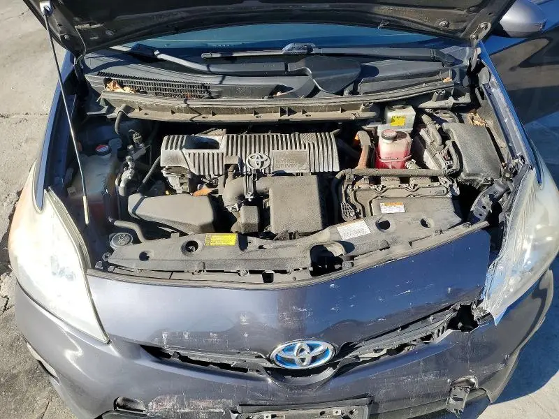 2015 TOYOTA PRIUS TWO  