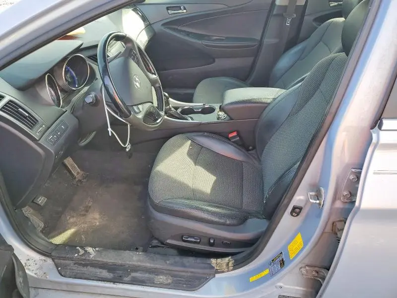 2011 HYUNDAI SONATA SE  