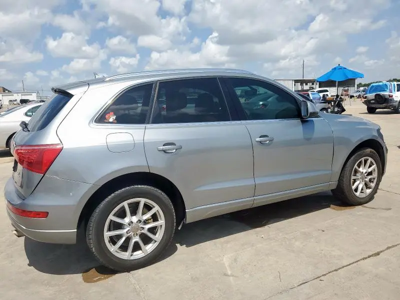 2011 AUDI Q5 PREMIUM  