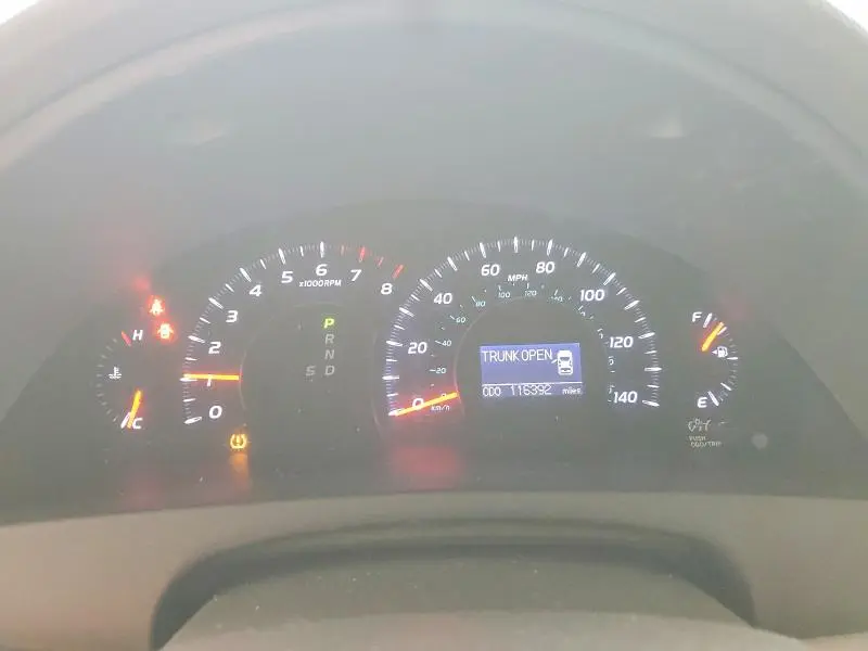 2011 TOYOTA CAMRY BASE  