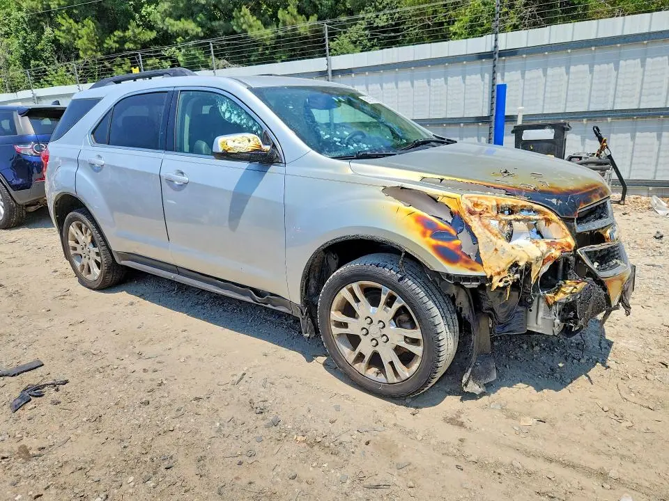 2011 CHEVROLET EQUINOX LT  