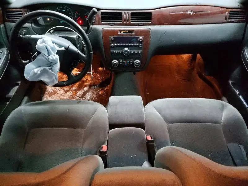 2010 CHEVROLET IMPALA LT  