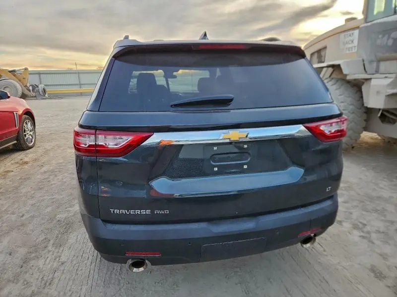 2020 CHEVROLET TRAVERSE LT  