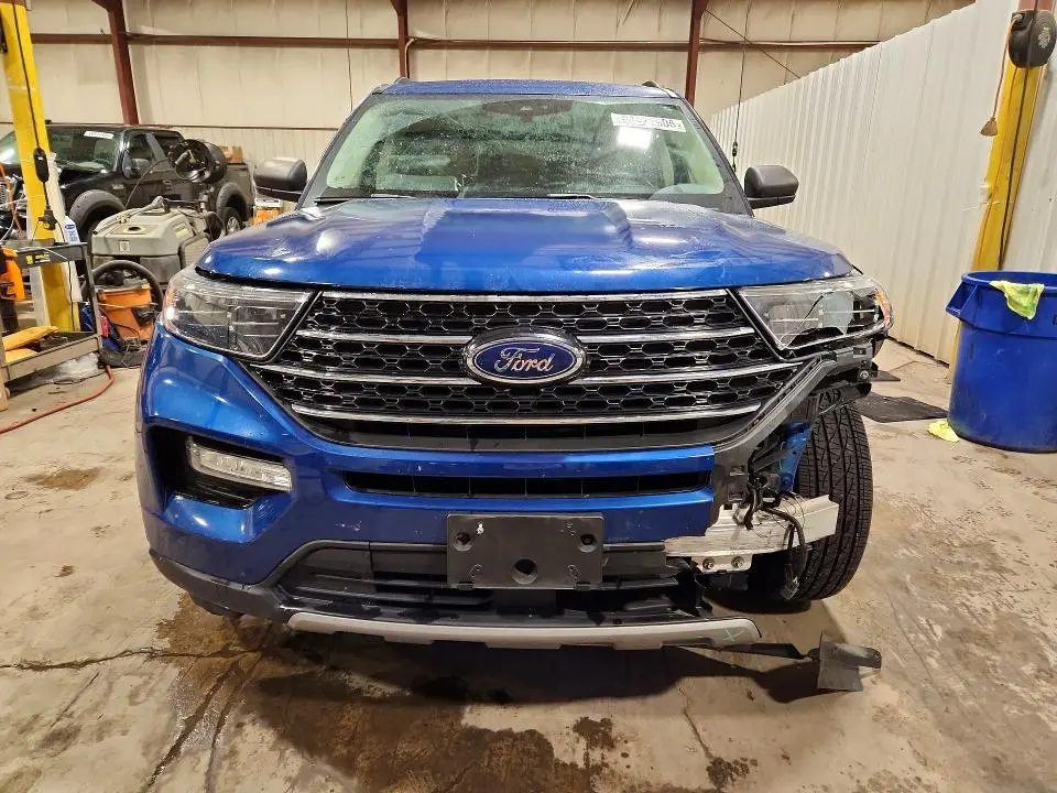 2021 FORD EXPLORER XLT  