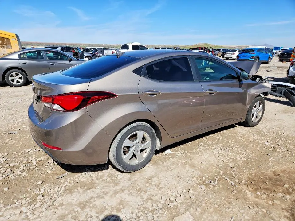 2015 HYUNDAI ELANTRA SE  