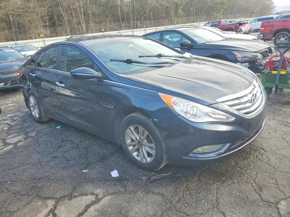 2013 HYUNDAI SONATA GLS  