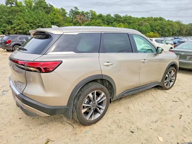 2022 INFINITI QX60 LUXE  