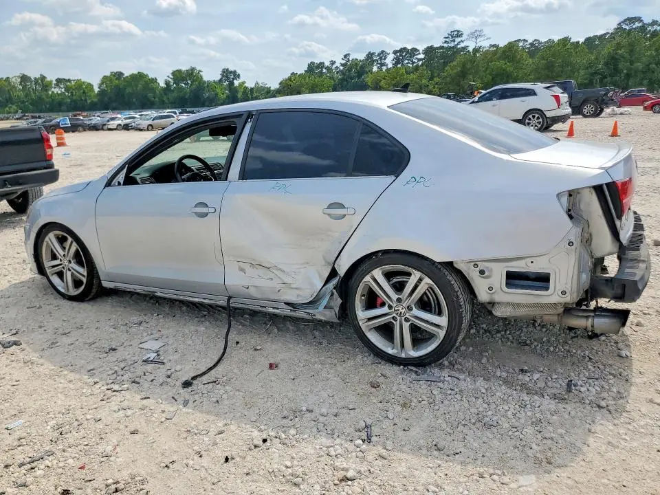 2015 VOLKSWAGEN JETTA   