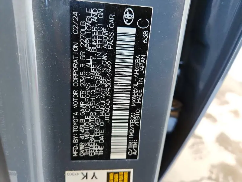 2024 TOYOTA PRIUS LE  