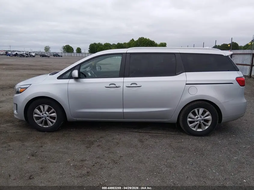2018 KIA SEDONA LX