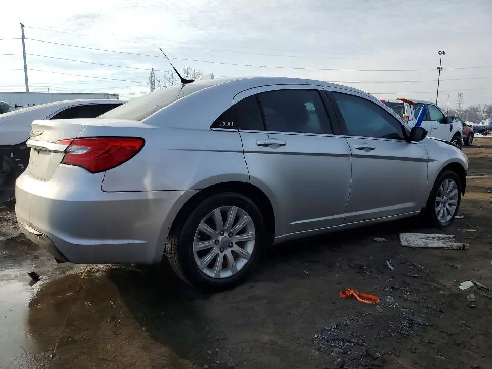 2011 CHRYSLER 200 TOURING  