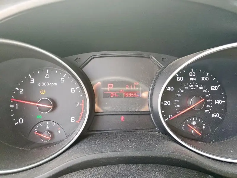 2015 KIA SEDONA LX