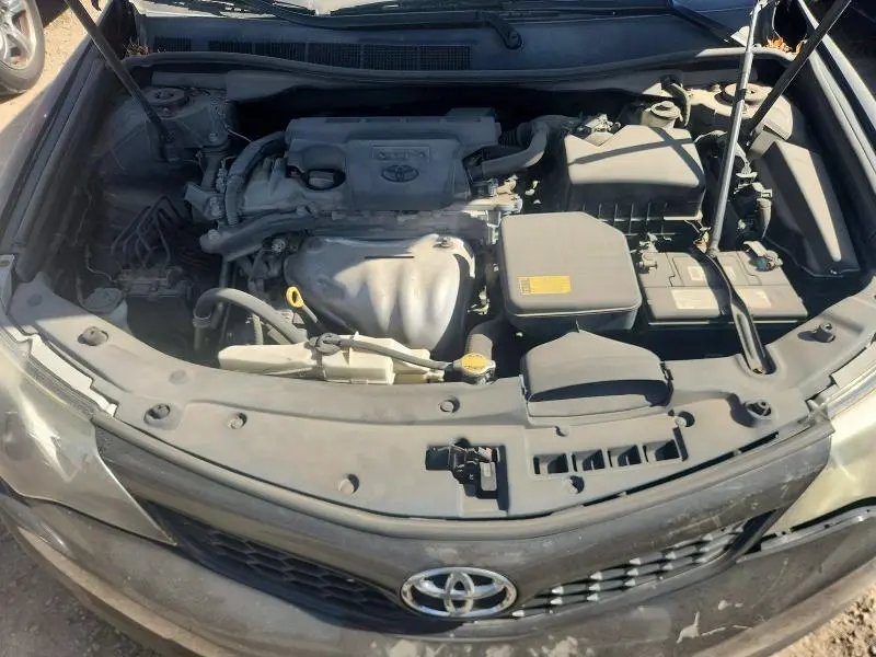 2012 TOYOTA CAMRY SE  