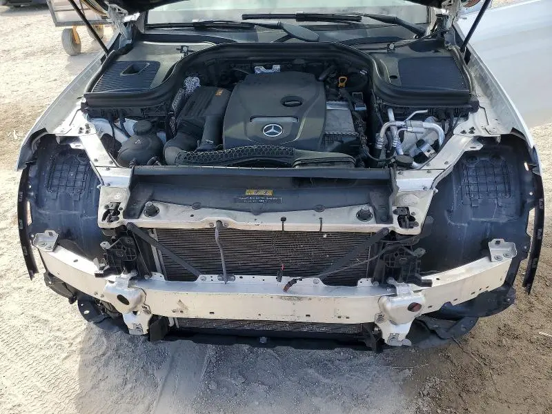 2018 MERCEDES-BENZ GLC 300  