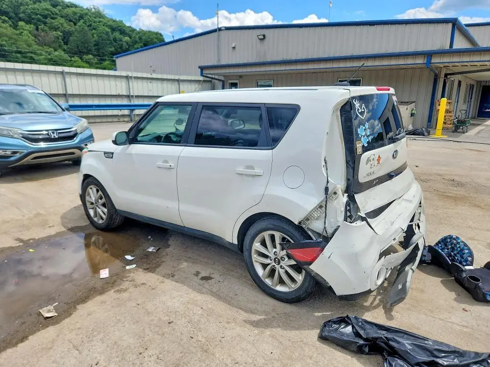 2019 KIA SOUL +  