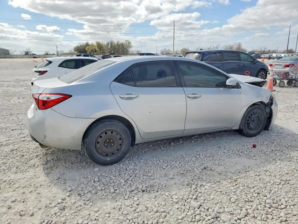 2016 TOYOTA COROLLA LE  