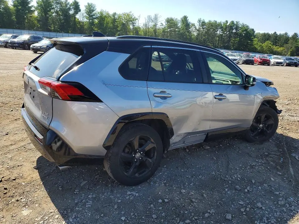 2020 TOYOTA RAV4 XSE  