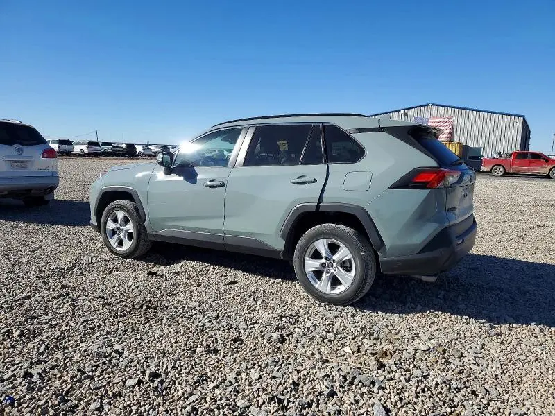 2019 TOYOTA RAV4 XLE  
