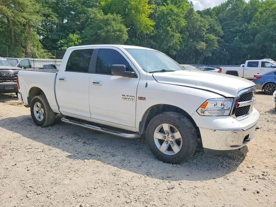 2013 RAM 1500 SLT  