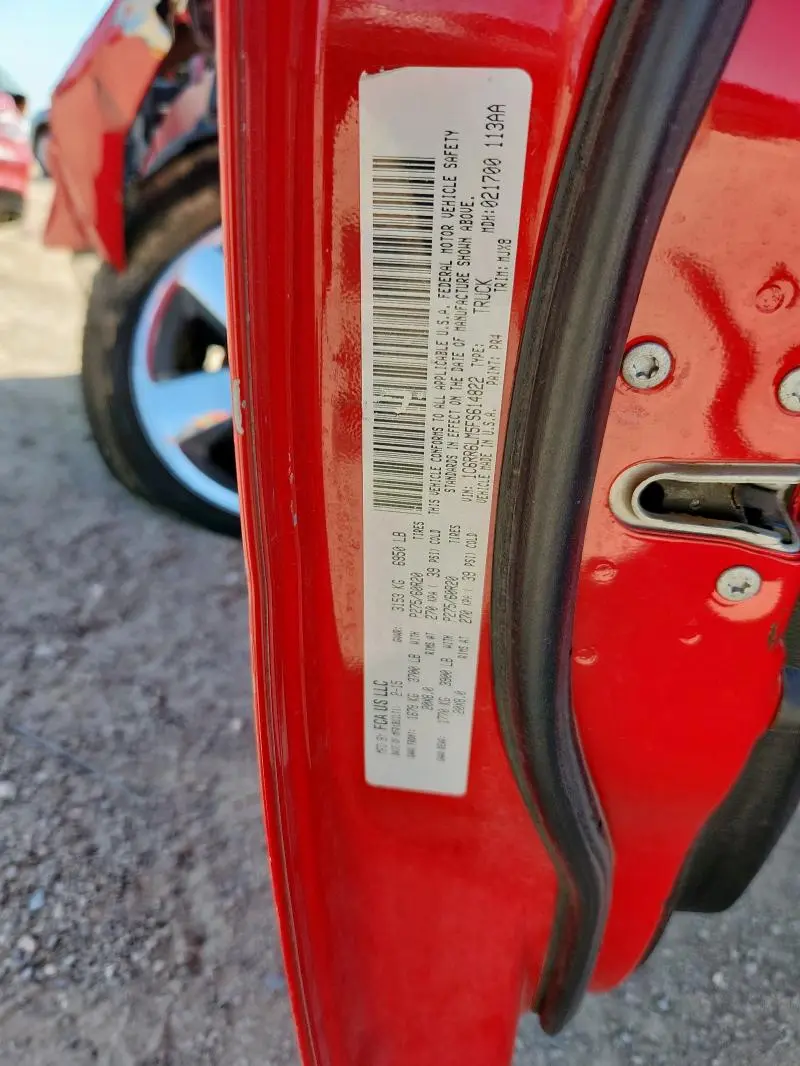 2015 RAM 1500 SLT  