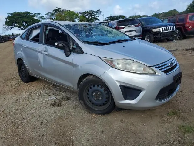 2013 FORD FIESTA SE  