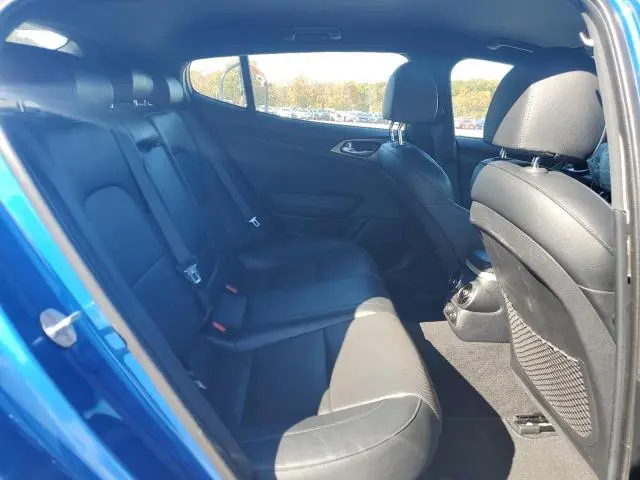 2019 KIA STINGER GT  