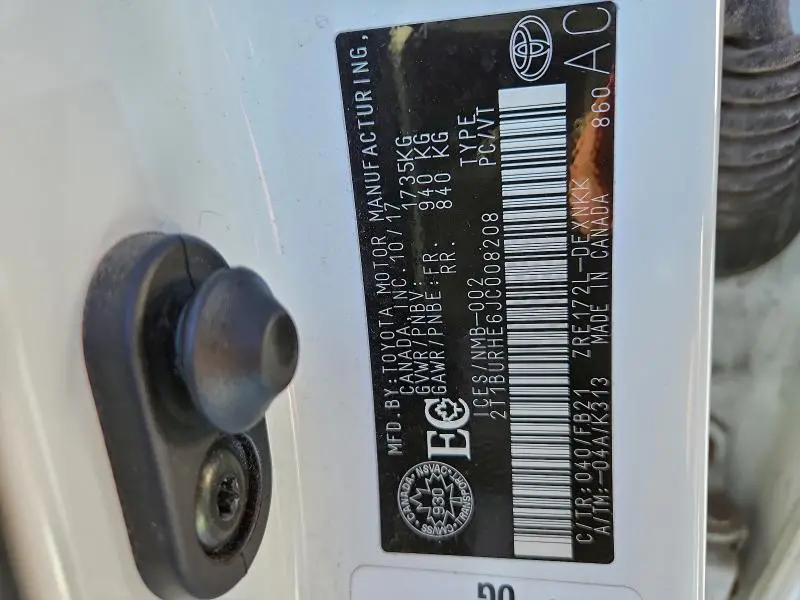 2018 TOYOTA COROLLA LE  