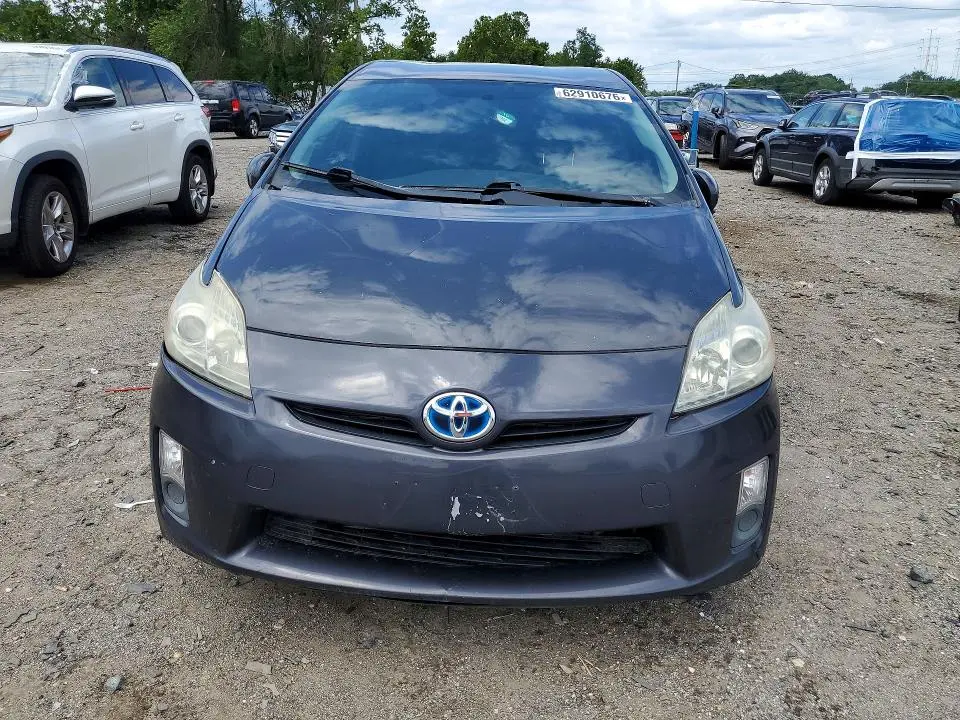 2011 TOYOTA PRIUS TWO  