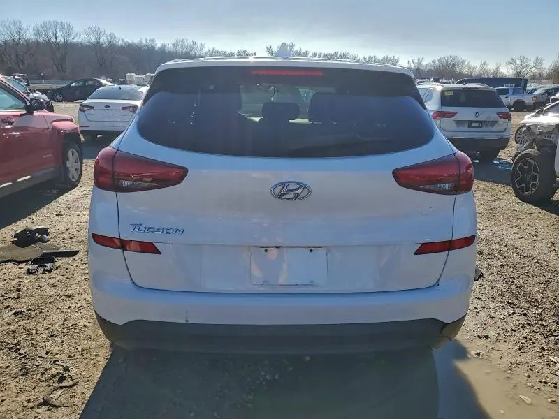 2020 HYUNDAI TUCSON SE  