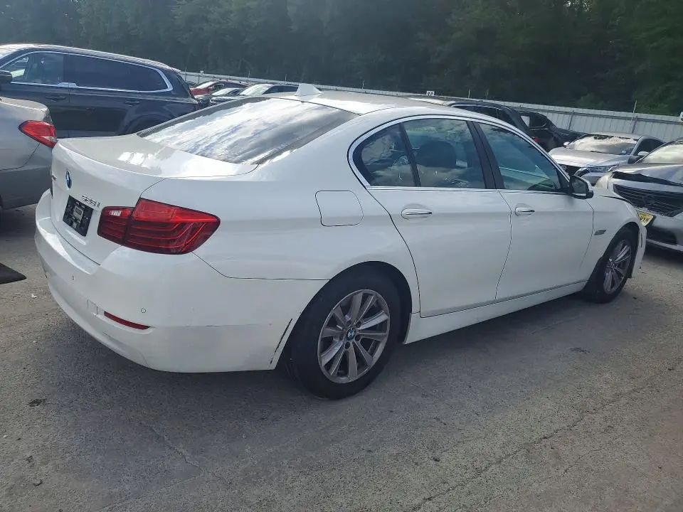 2015 BMW 528 XI  