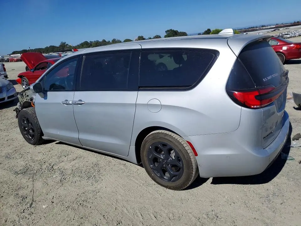 2022 CHRYSLER PACIFICA HYBRID TOURING L  