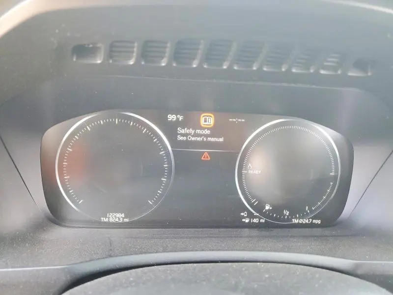 2018 VOLVO XC90 T8  