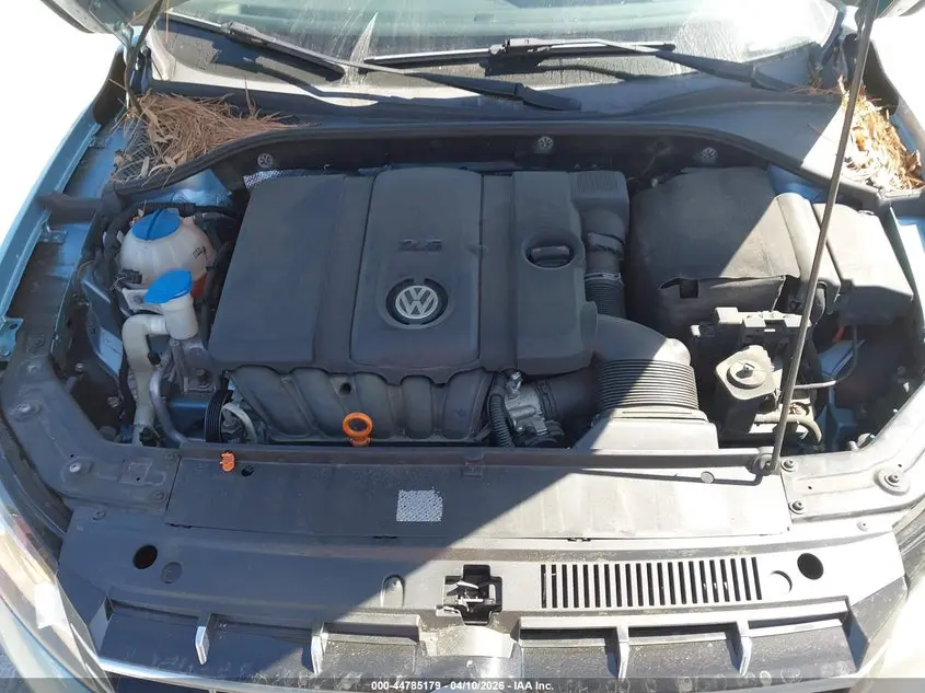2012 VOLKSWAGEN PASSAT 2.5L SE