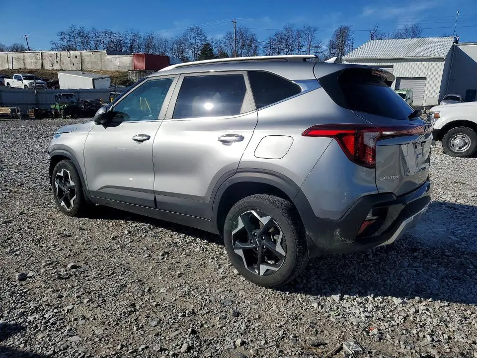 2024 KIA SELTOS EX  